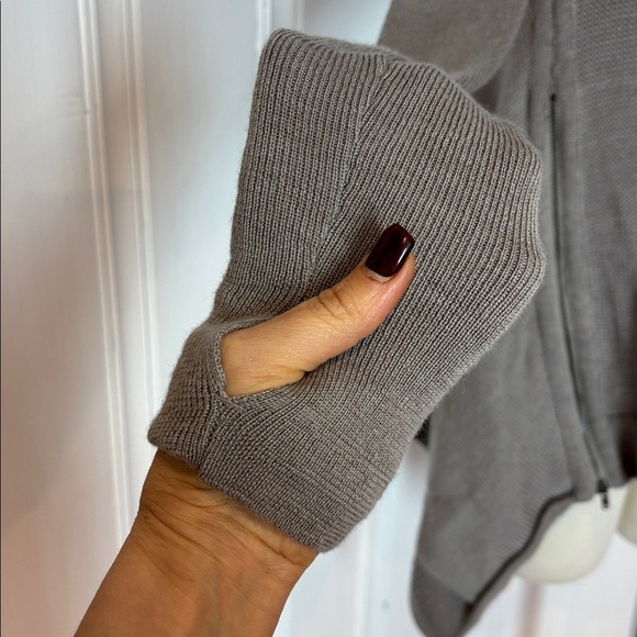 LULULEMON Oversized Cardigan with Zip Pockets – Gray Taupe - Size S to L - Picture 7 of 11